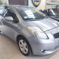 Toyota Yaris 1.0 5 porte Sol