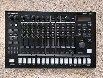 Roland TR-8S