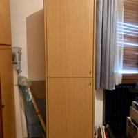 Mobile robusto color rovere a 2 ante e 6 ripiani