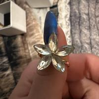 Anello con fiore