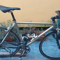 bici titanio e carbonio  misura 55 c/c