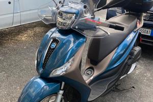 MEDLEY Piaggio 150