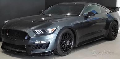 Ford mustang 5.0gt v8 no superbollo