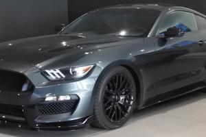Ford mustang 5.0gt v8 no superbollo