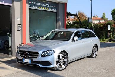 MERCEDES-BENZ E 220 d S.W. 4Matic Auto LED Luci