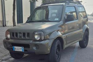 fuoristrada suzuki  anno 2000 1508mila km