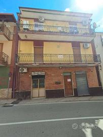 Appartamento di 106 m² con più di 5 locali a Spara