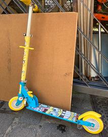 Monopattino in metallo