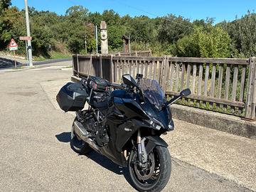 Suzuki GSX S1000GT Black Dubai