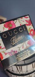 Profumo Gucci Flora by Gucci