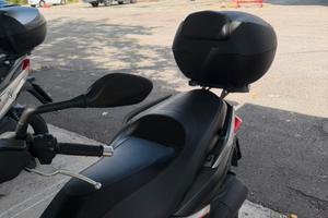 Yamaha X-MAX