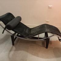 Chaise longue LC4 di Le Corbusier 