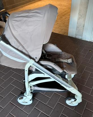 Trilogy City Inglesina + base isofix