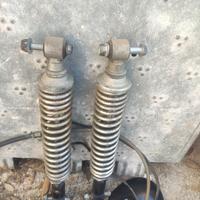 ammortizzatori posteriori scarabeo 500