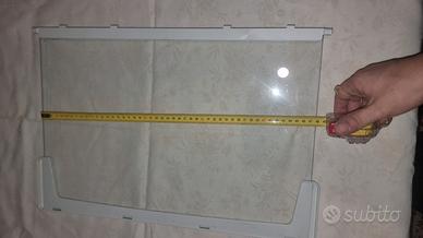 ripiano in vetro + gomma frigo indest  52x 33,3 