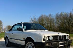 BMW E30 1990 320i cabrio