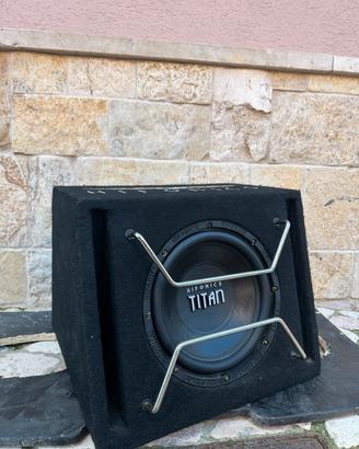 Subwoofer titan