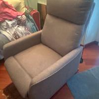 Poltrona con  movimento