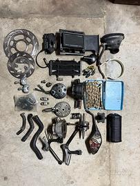 Pezzi moto 50