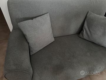 Divano due posti - Buono stato