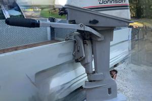 Motore fuoribordo Johnson 8cv