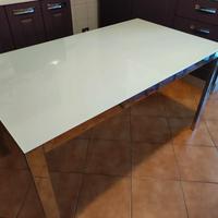 Tavolo moderno - base in acciaio cromato e piano i