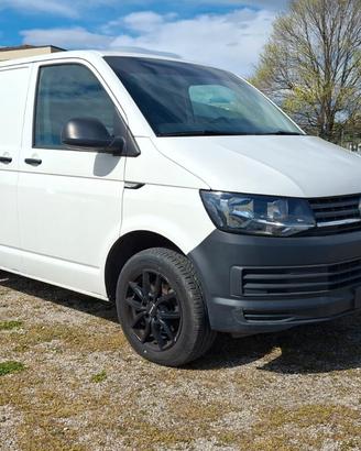 Volkswagen Transporter 150 Cv - Anno 2019 - Euro 6