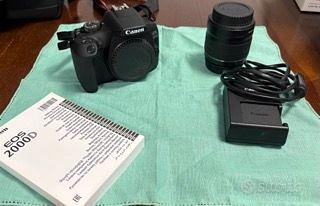 CANON EOS2000D