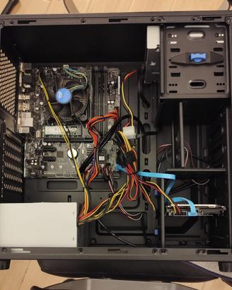 PC Intel I5-7400 8 GB SSD 250 GB base