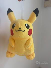 Peluche Pickachu 20cm con ventosa - NUOVO