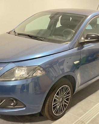 LANCIA Ypsilon 1.0 Hybrid Ecochic Silver km 4415