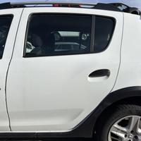 PORTIERA POSTERIORE SINISTRA DACIA Sandero Serie S