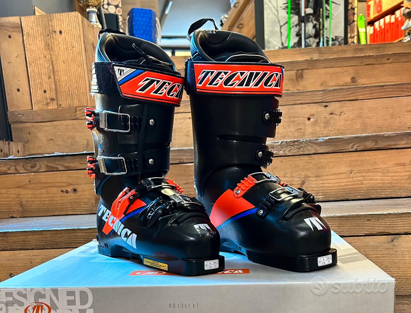 Tecnica R9.3 130 Ski Boots