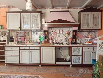 cucina style country  legno castagno