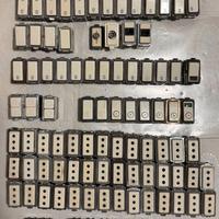 BTicino Magic alluminio 167 tra  placche e frutti