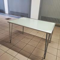 Tavolo Ikea vika lauri