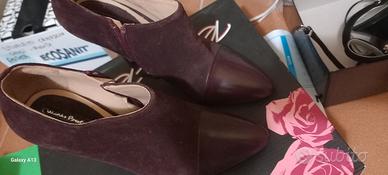 Scarpe di camoscio e pelle