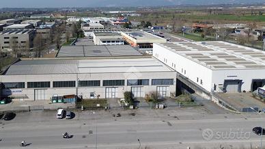 CAPANNONE A LONATO DEL GARDA