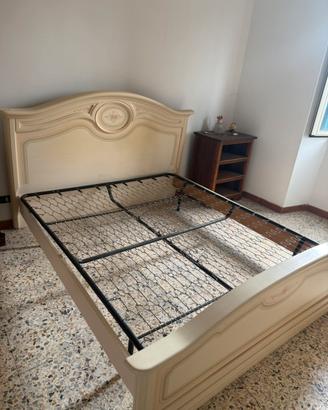 Letto matrimoniale piu cassettiera