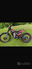 TRIAL MONTESA 300 4t