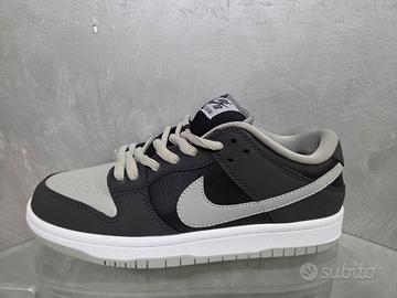 NIKE SB DUNK LOW BLACK / GREY