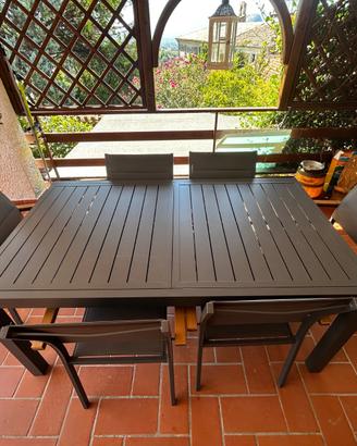 Tavolo da giardino