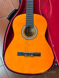 Chitarra classica con custodia morbida