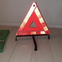 Triangolo auto omologato