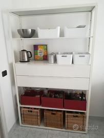 Scaffale IKEA bianco con cassetti