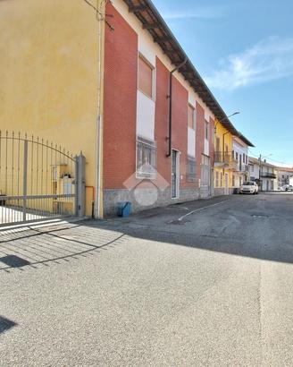 CASA INDIPENDENTE A LIVORNO FERRARIS