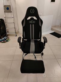 Sedia Ufficio e Gaming con poggiapiedi