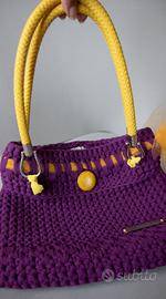 Borsa in tessuto color viola e giallo