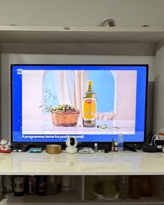 Tv smart Hisense