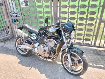 Honda Hornet cafè Racer 